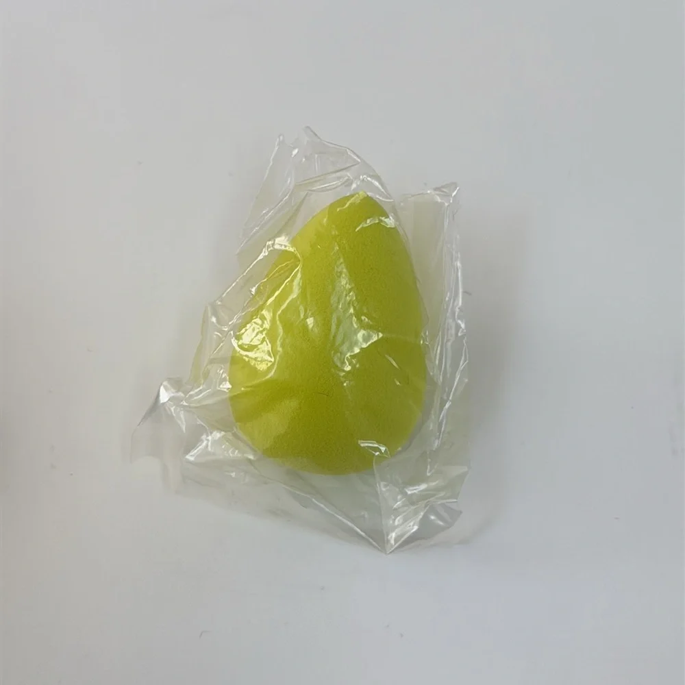 LIMELIFE— Blenderful Non-Latex Makeup Sponge
